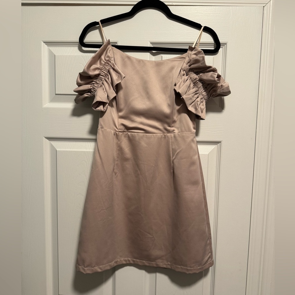 Do + Be Off the Shoulder Champagne Dress - Small